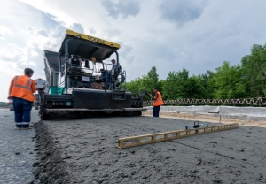 市政工程瀝青混凝土面層道路攤鋪施工專(zhuān)業(yè)分包